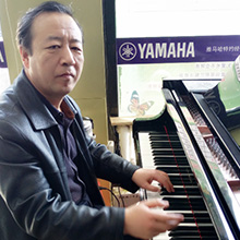 蔚建忠—鋼琴教師